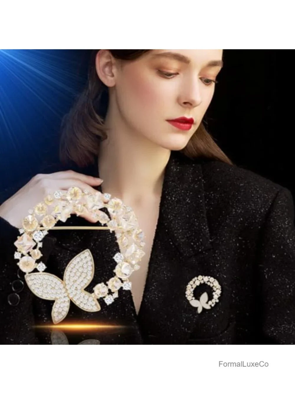 14K Gold Crystal Pearl Butterfly Brooch Pin Elegant Vintage Circular Design